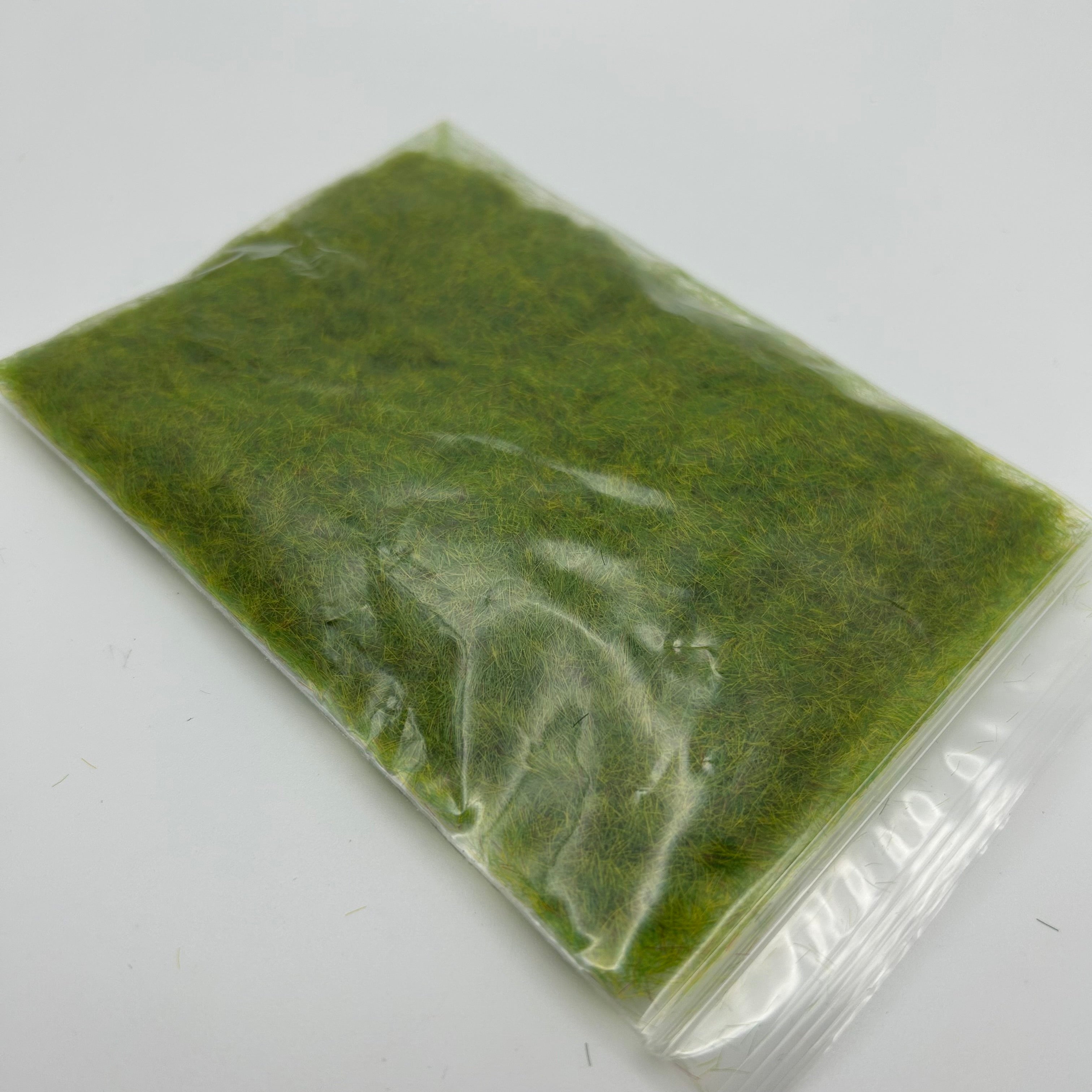 Static Grass – Realistic Scenic Grass for Dioramas, Model Railways & Terrain Building